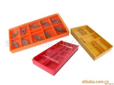 攀迪切削工具塑膠包裝-廣東省東莞市石排鎮福隆第二工業區三路-我司專業生產刀具盒以及刀具配件,主要產品:伸縮盒、刀片盒、絲攻盒、銑刀盒、注塑盒、鉆石刀片盒、刀柄盒、圓柱盒、螺絲、扳手…產品質量有保證,價格合理。歡迎來電咨詢洽談合作!謝謝!-產品展廳